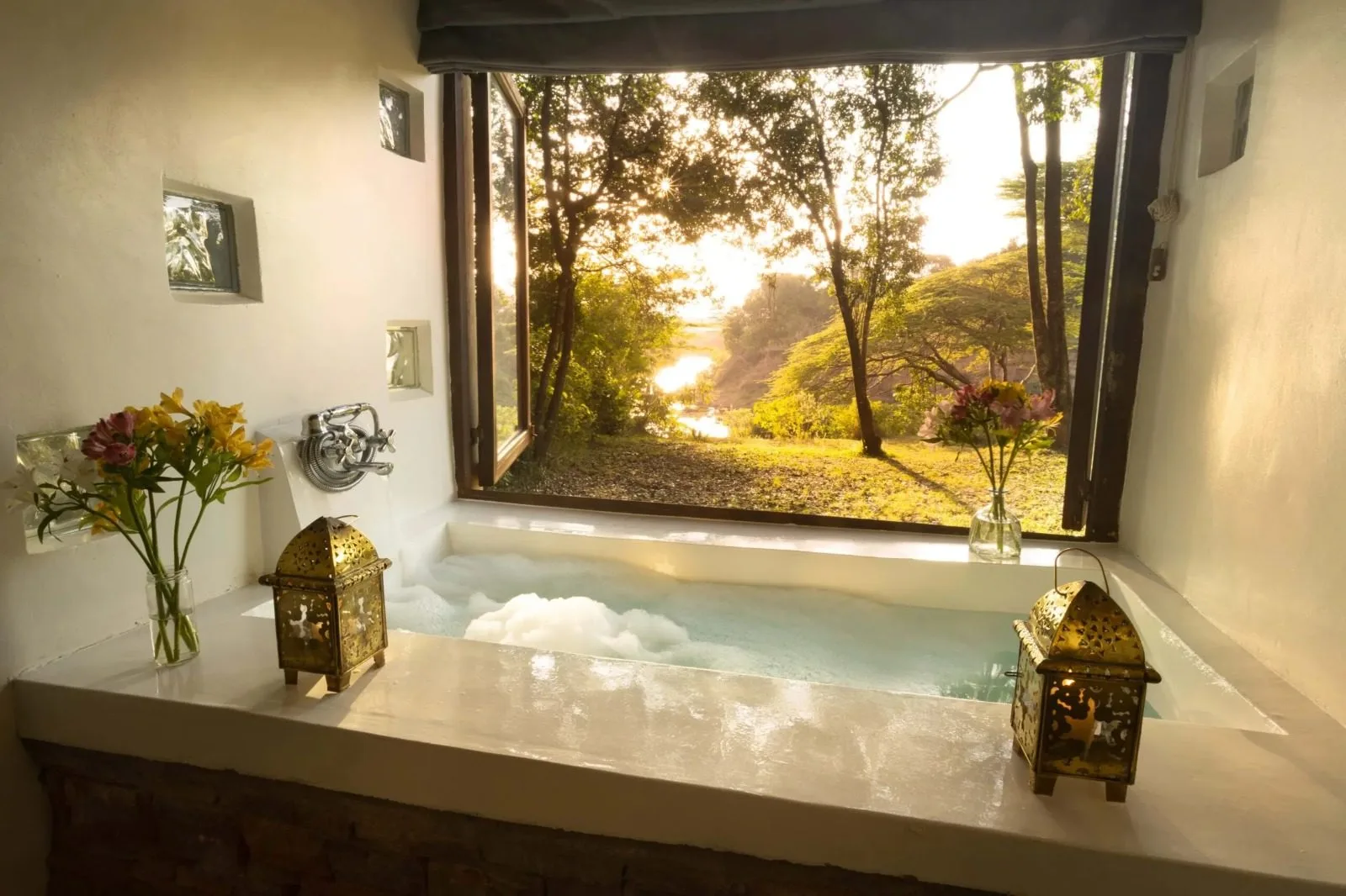 East Africa’s Golden Savannahs safari